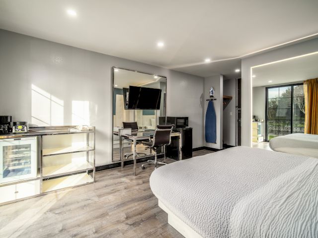 Hotel Calle Joaquin — photo 38 of 60